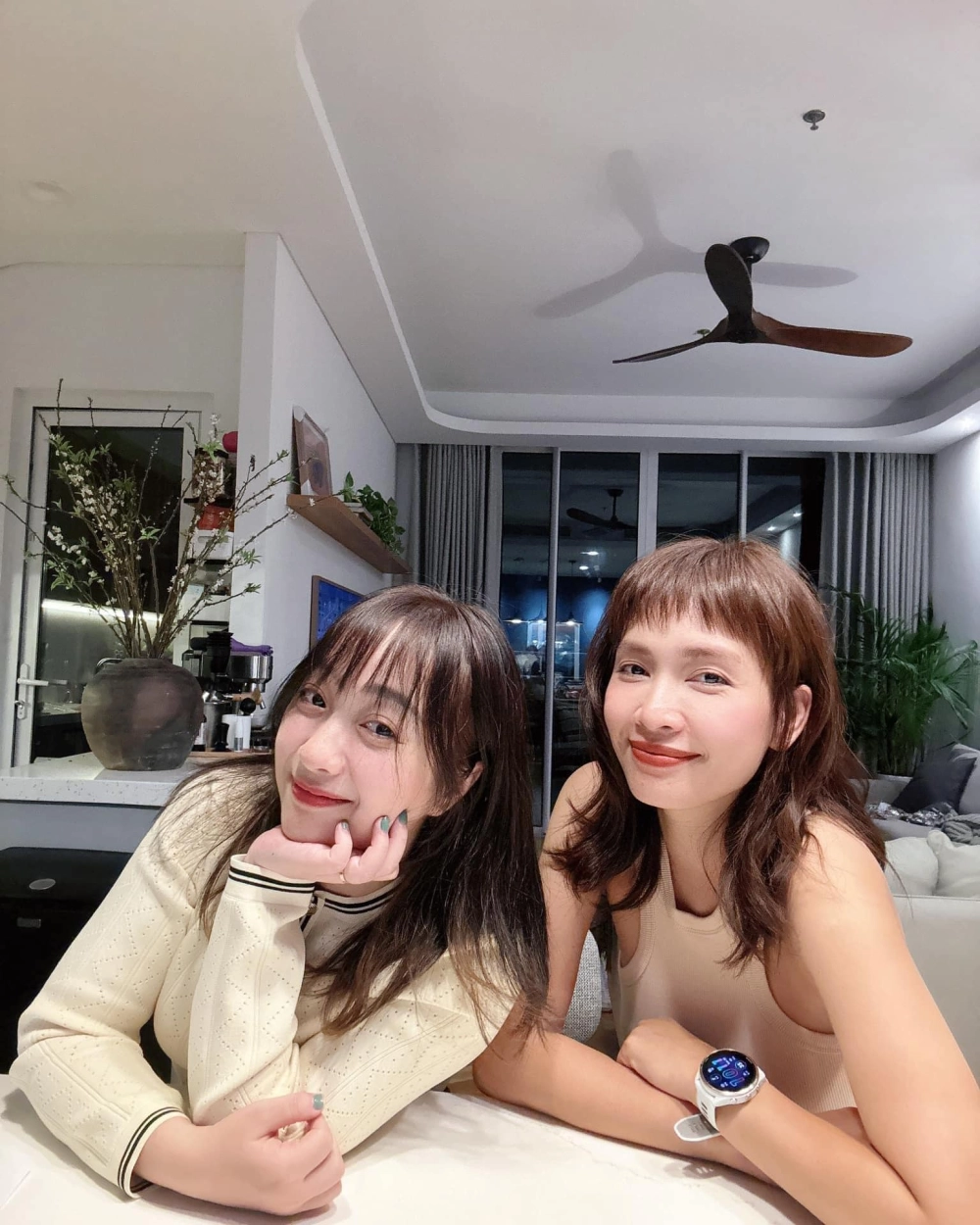 Ái Phương bài hát, từ Trót yêu, Cô dâu đến Đến giờ cơm, đầy cảm xúc