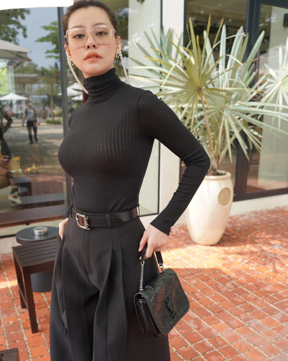 Ái Phương Chị đẹp đạp gió rẽ sóng màn solo Don't Wanna Say Goodbye gây xúc động