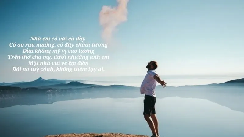 Nhà em có vại cà đầy Có ao rau muống, có đầy chĩnh tương