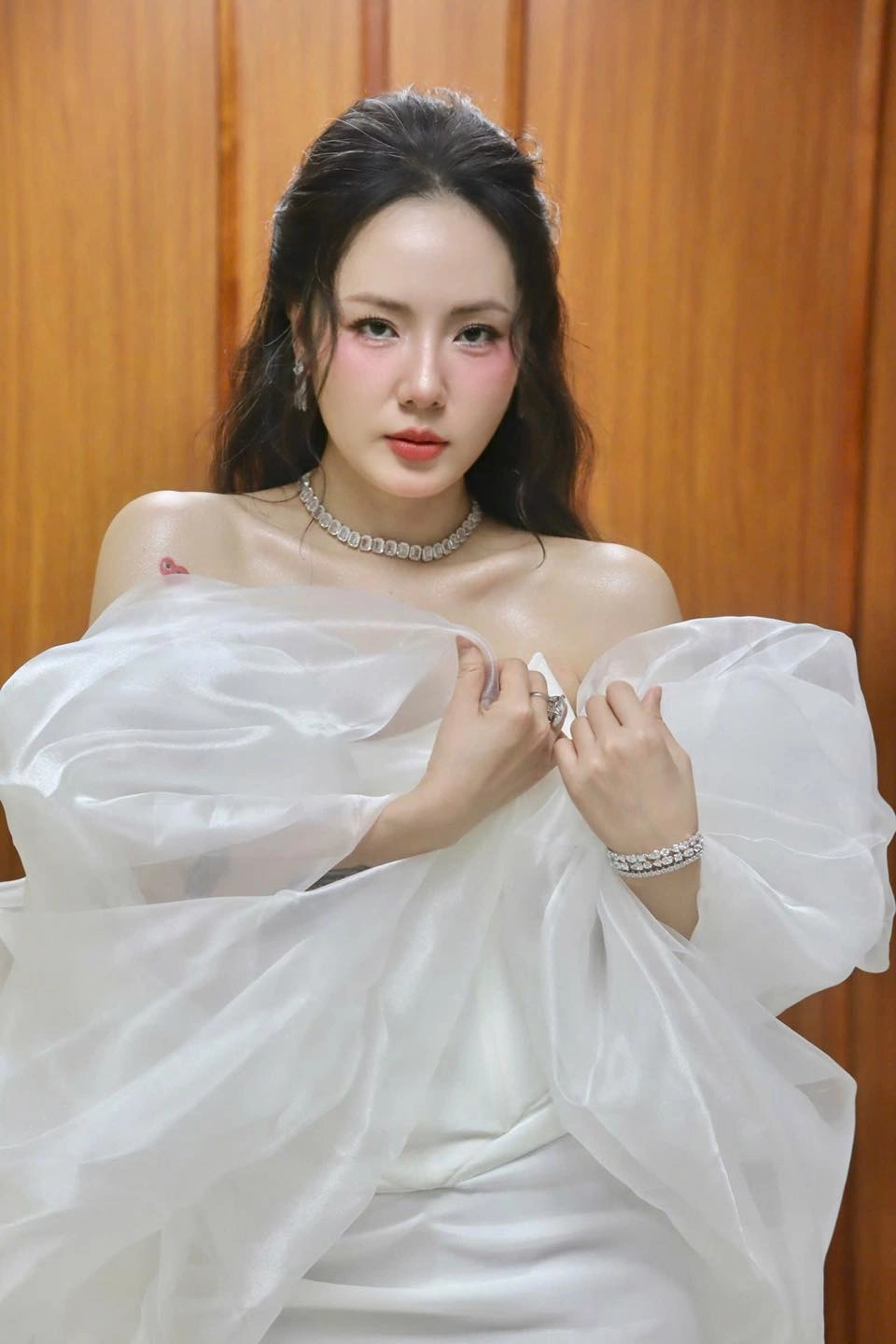 Hình gái đẹp cute nhan sắc tự nhiên cuốn hút 