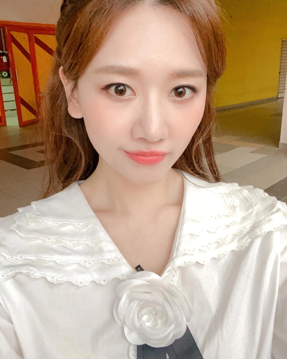 Hình ảnh avatar nữ ngầu phong cách cá tính 