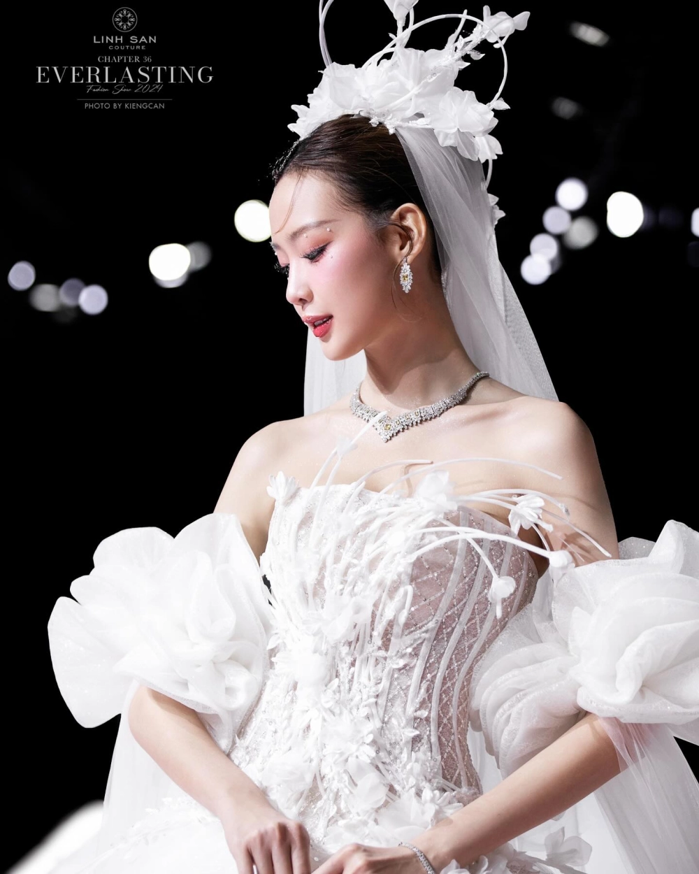 Cô gái đẹp nhất Việt Nam nét đẹp Á Đông 