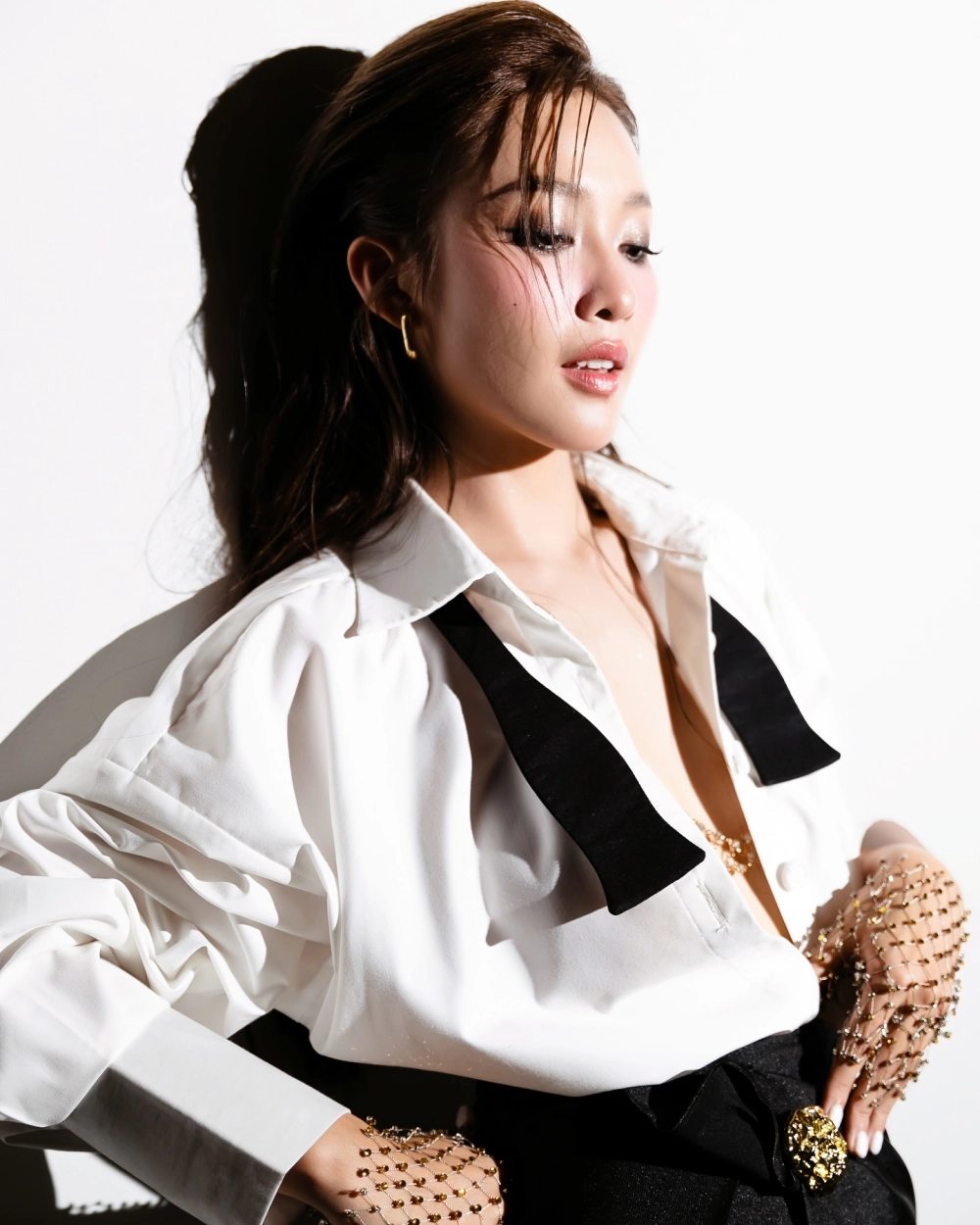 Ca sĩ Khả Ngân với giọng hát ngọt ngào bất ngờ