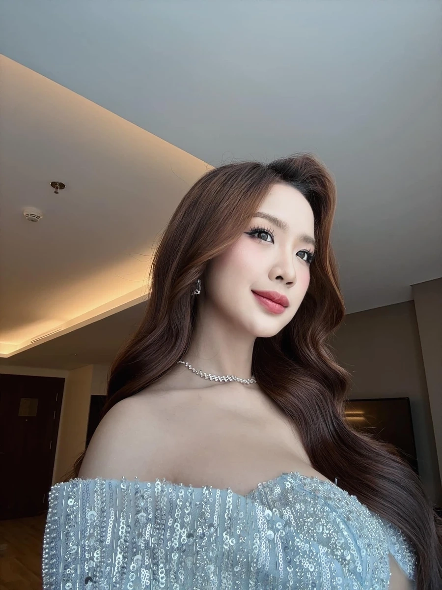 Bộ sưu tập ảnh gái 2k5 phong cách Gen Z đa dạng 