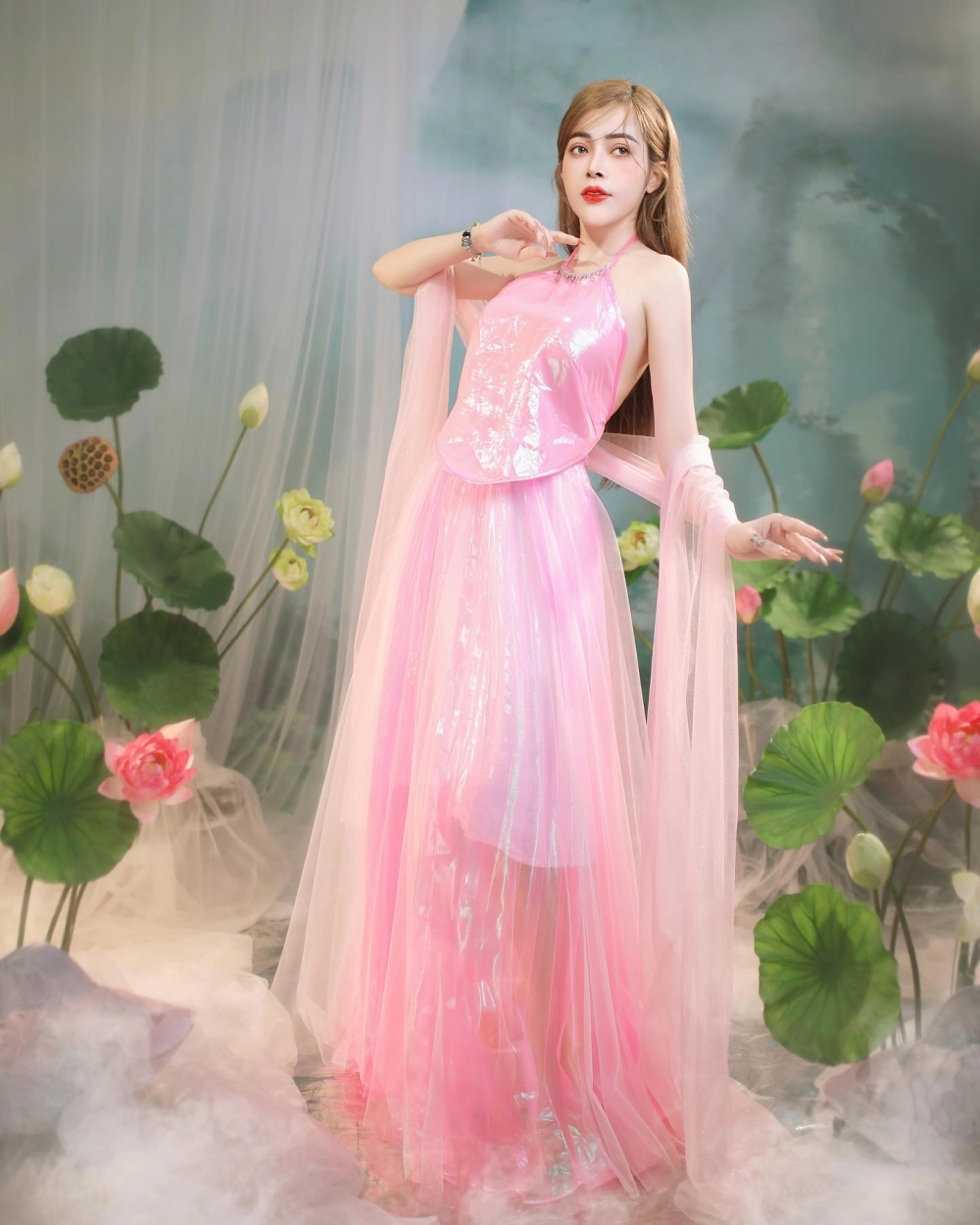 Linh Barbie tên thật là gì Nguyễn Thị Diệu Linh 