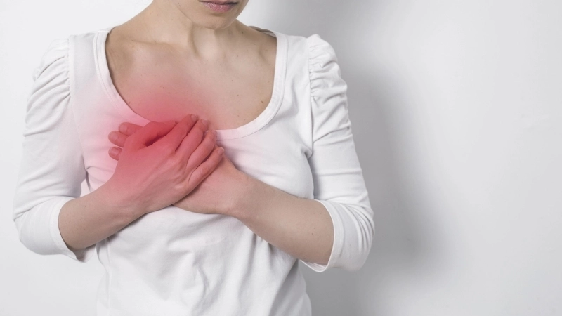 Căng sữa có ảnh hưởng gì không? 