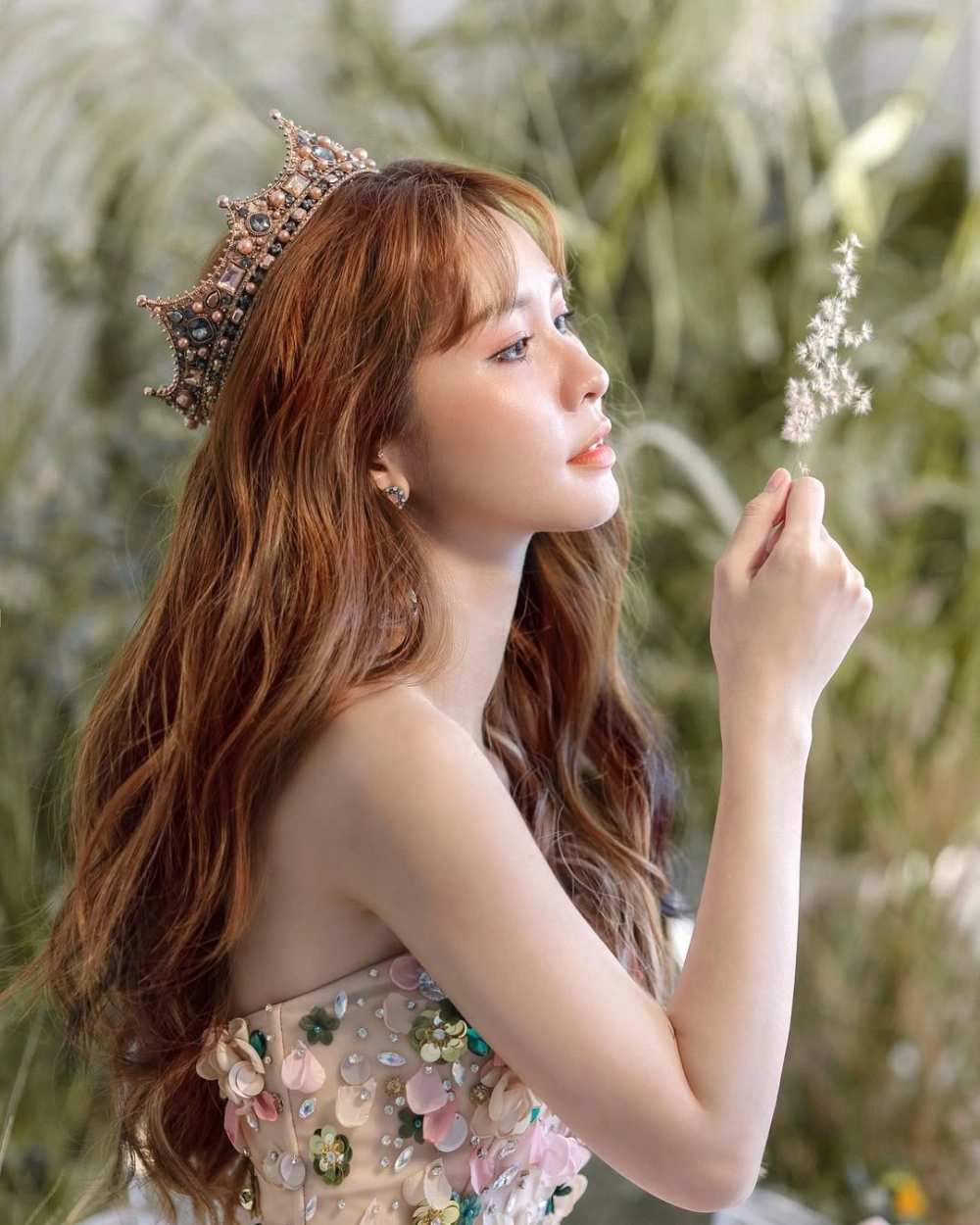 Ảnh avatar tóc ngắn phong cách cá tính dễ thương 