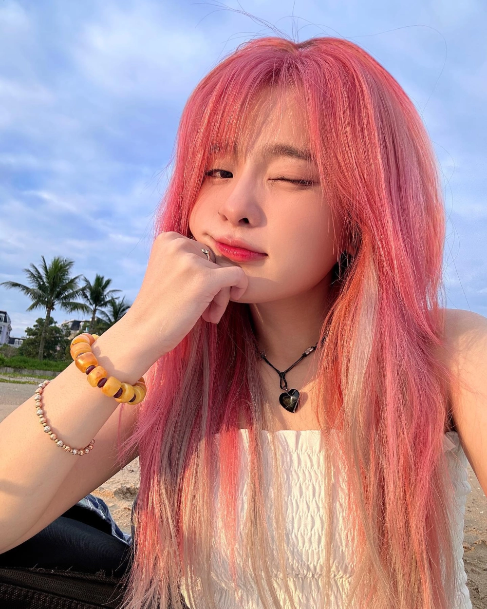 Chu môi Ngọc Kem tạo dáng dễ thương hot trend TikTok 