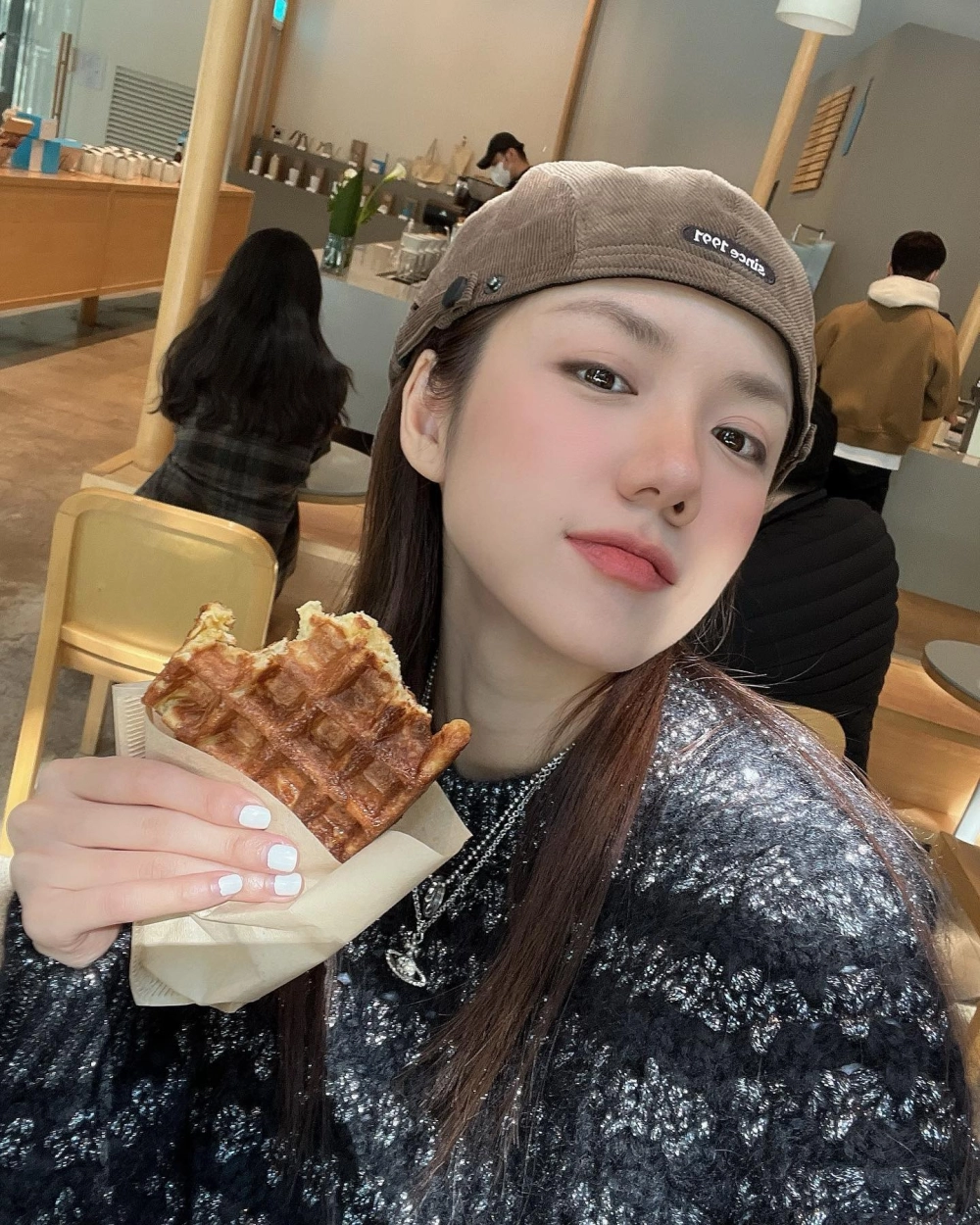 Khám phá Phương Ly tuổi và sự nghiệp âm nhạc rực rỡ