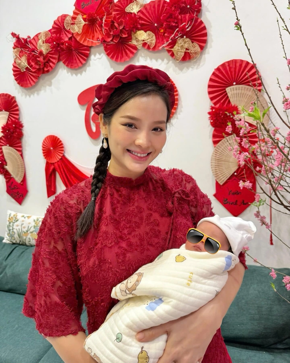 Ngắm lại hình ảnh Phương Trinh Jolie ngày xưa đầy hoài niệm