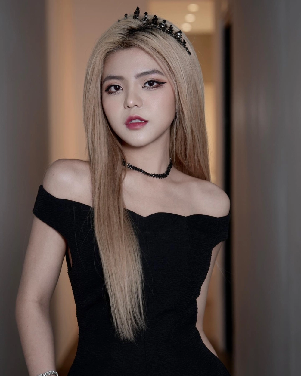 Bộ sưu tập ảnh gái đẹp cho điện thoại phong cách đa dạng 