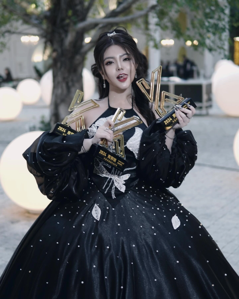 Reency Ngô bao nhiêu tuổi 24 tuổi năm 2025 