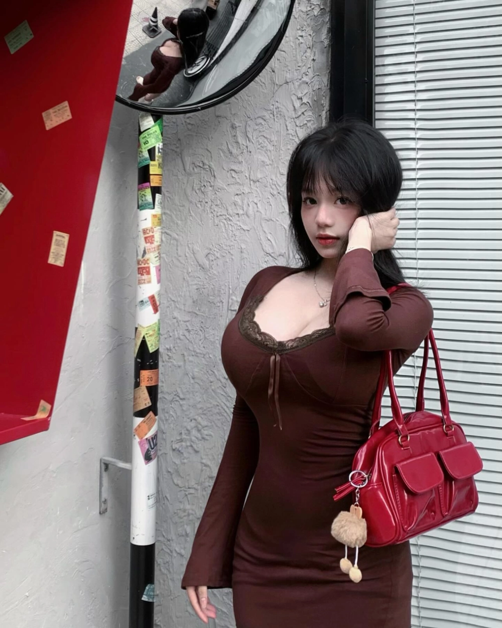 Thanh ngọc như một giấc mơ khắc họa hình ảnh người con gái dịu dàng, đầy mộng mơ trong các tác phẩm âm nhạc