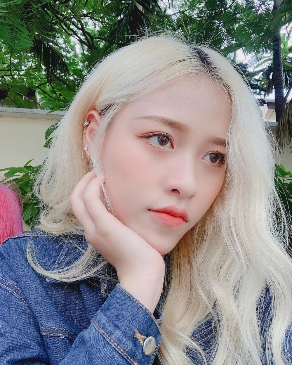 Trà Đặng ăn dễ thương khiến fan phát cuồng 