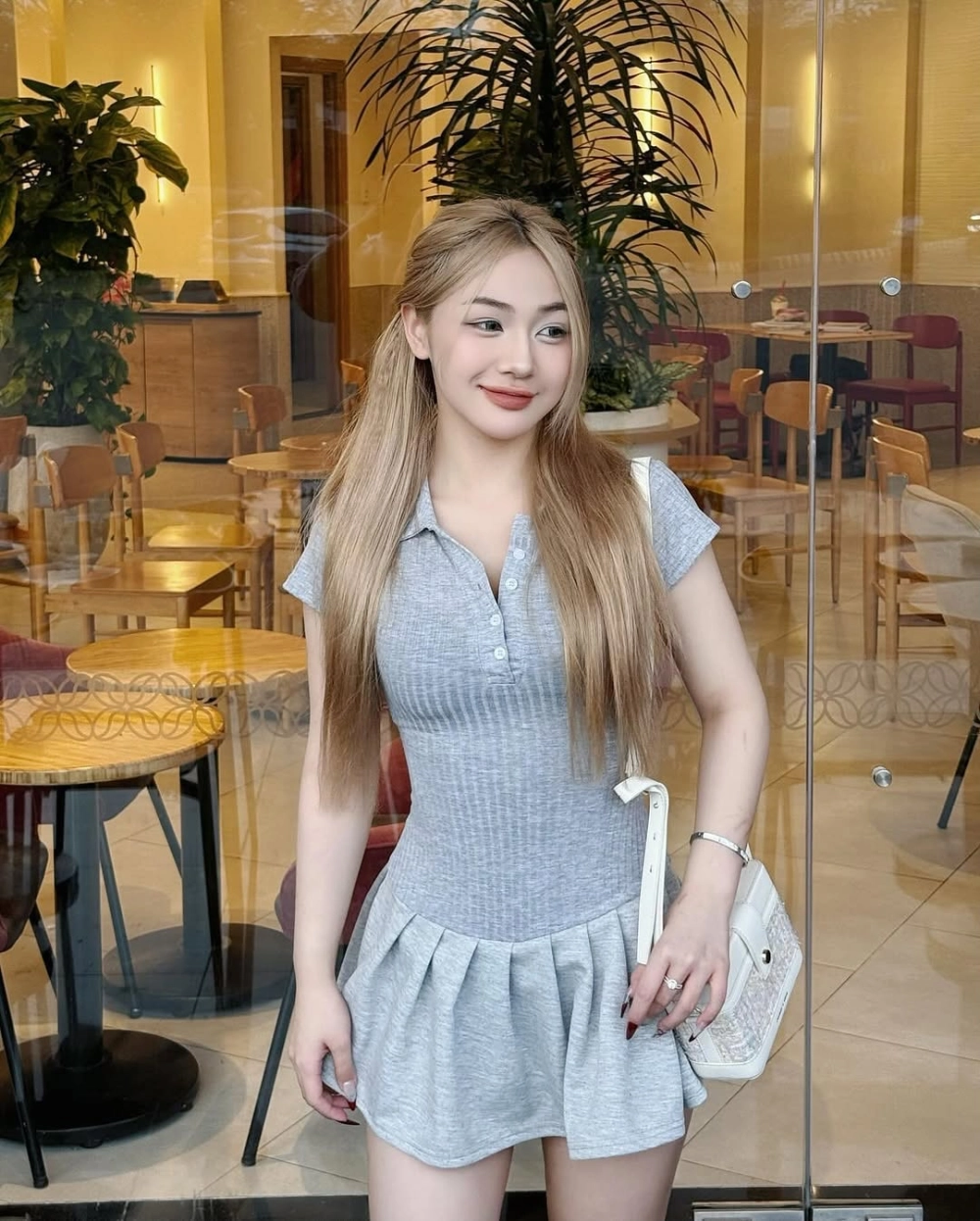 Trần Hà Linh trả kèo pk nội dung livestream đối đầu 