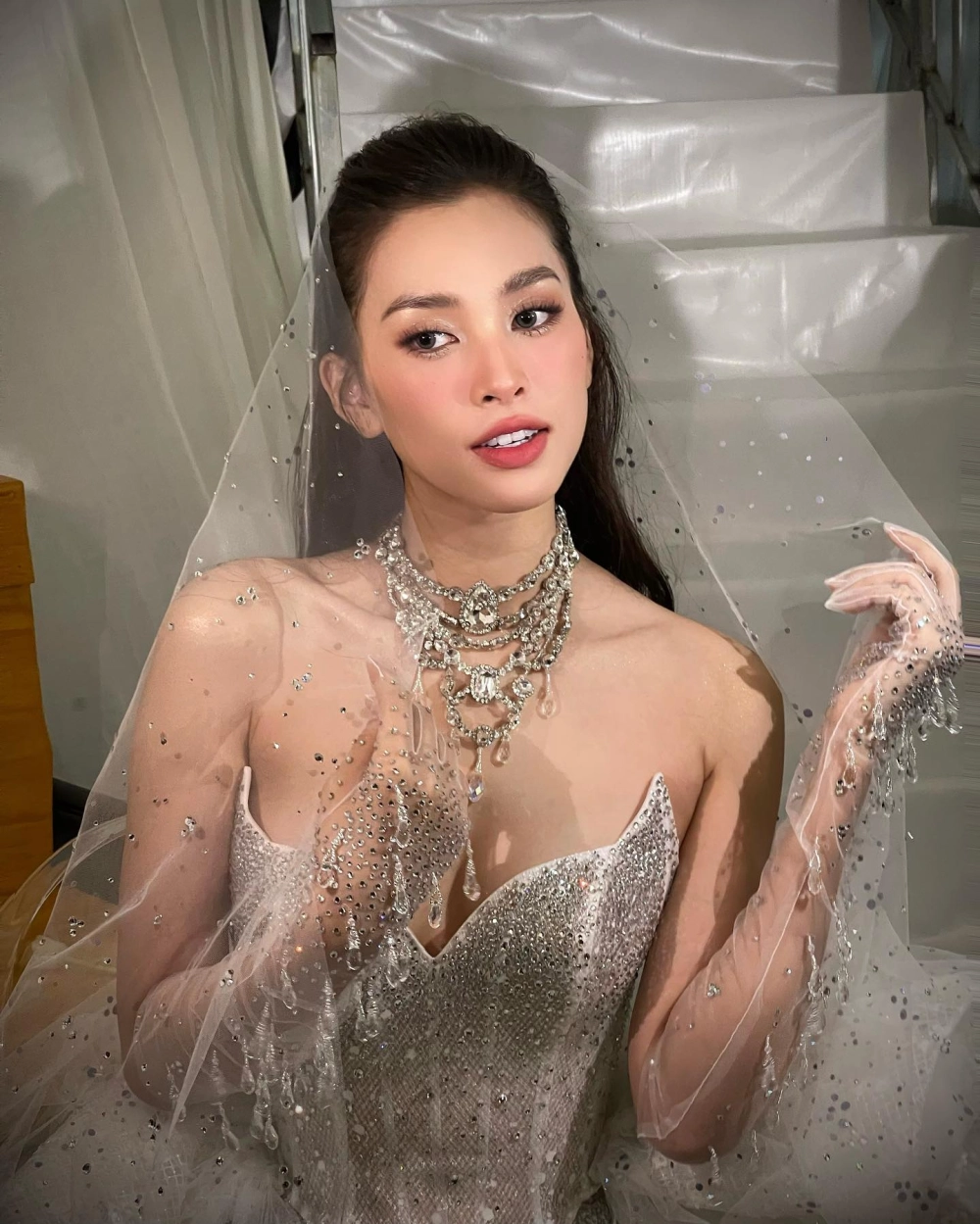 Hình nền gái xinh cho điện thoại miễn phí dễ tải 