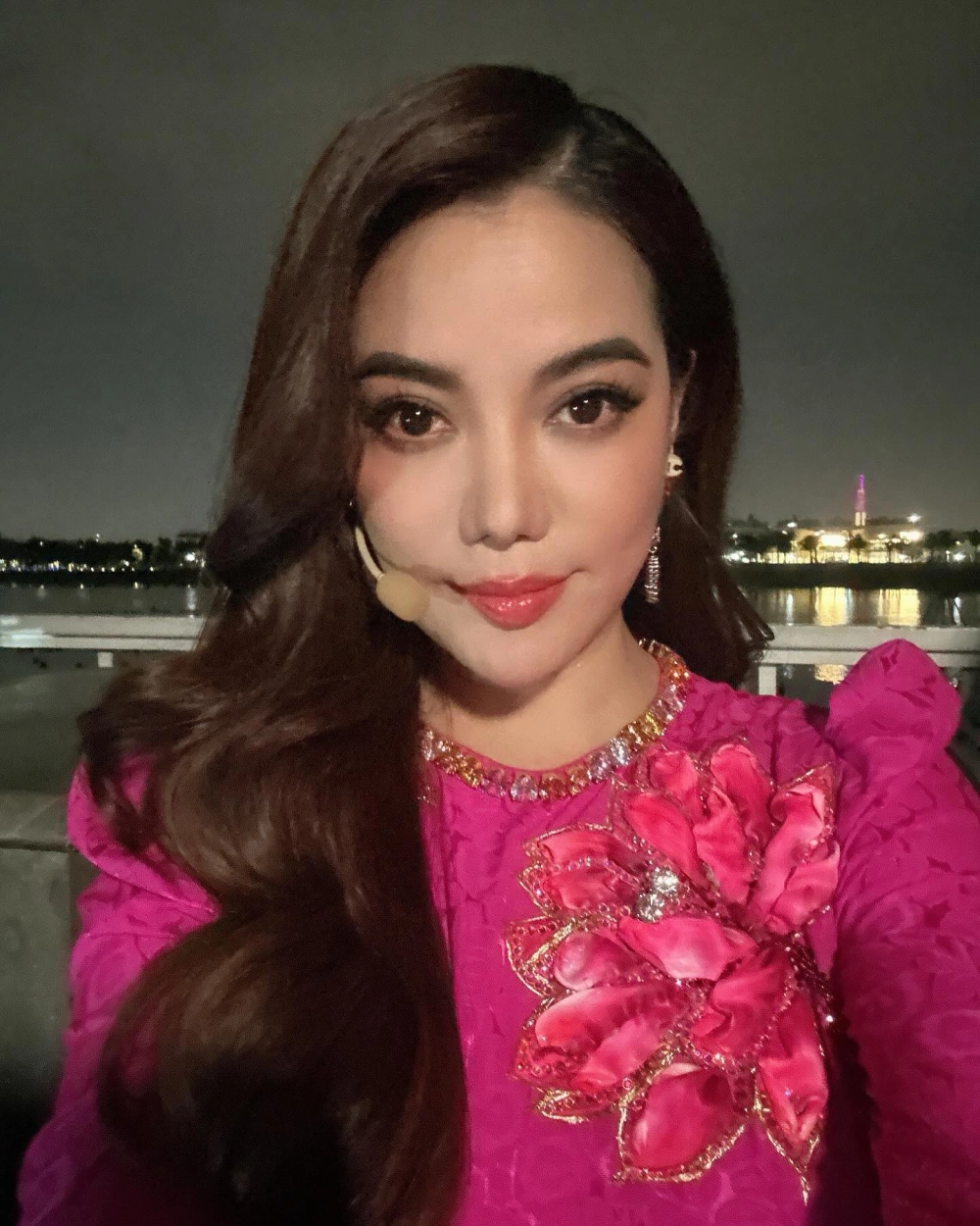 Trương Ngọc Ánh chiều cao 1m72, nổi bật trên màn ảnh và sàn diễn