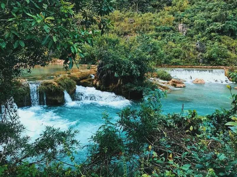 Rì rào suối chảy thăm Pác Bó nhớ Bác