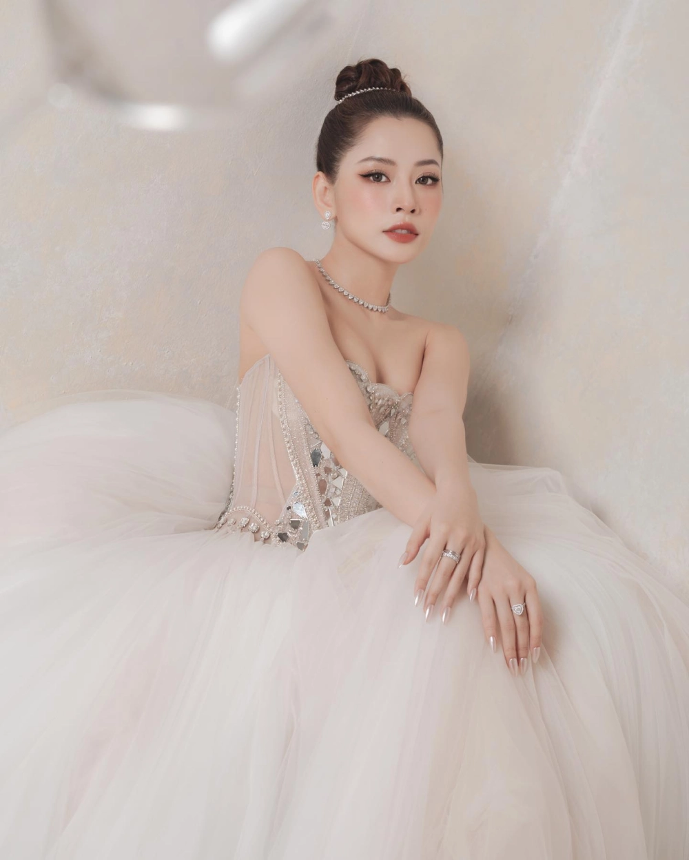 Chi Pu ở Trung Quốc tham gia show Đạp Gió Rẽ Sóng gây bão 