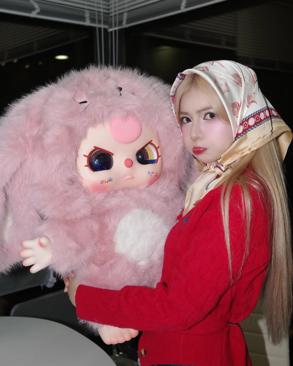 Ảnh 2K6 nữ mang vibe hồn nhiên và phong cách thời trang trẻ