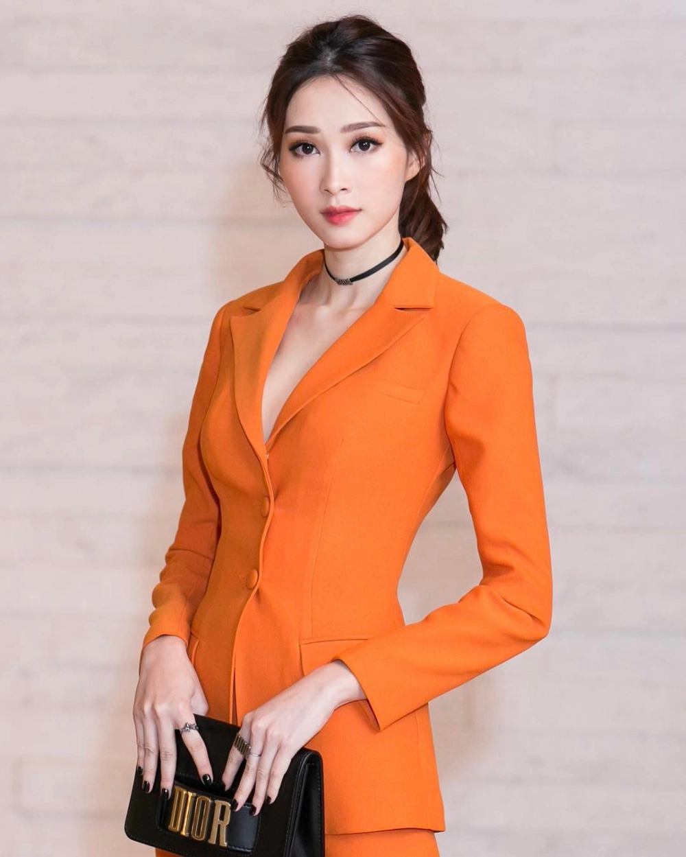 Hoa Hậu Đặng Thu Thảo 2012 đăng quang tại Vinpearl Nha Trang 1m73 