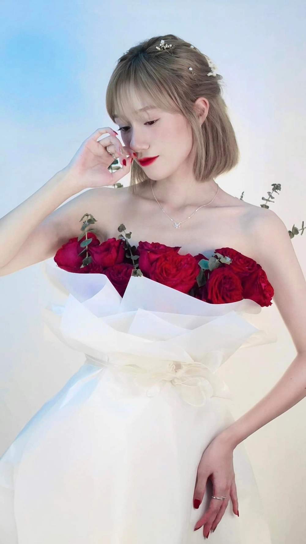 Ảnh gái K9 cute làm tan chảy trái tim với vẻ ngoài dễ mến