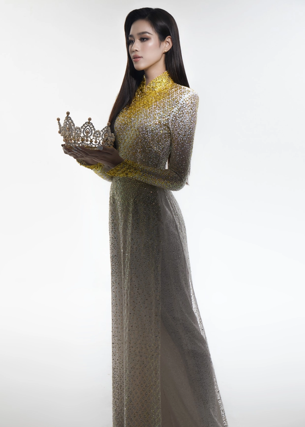 Miss World 2021 Đỗ Thị Hà ghi dấu với tiết mục đàn T’rưng