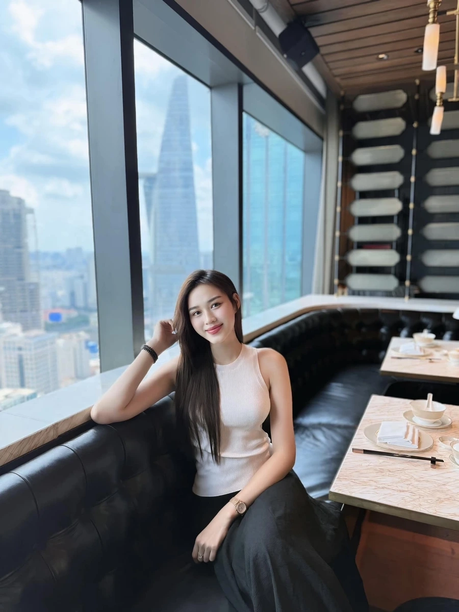 Hoa hậu Thế giới Đỗ Thị Hà đại diện Việt Nam kiêu hãnh quốc tế