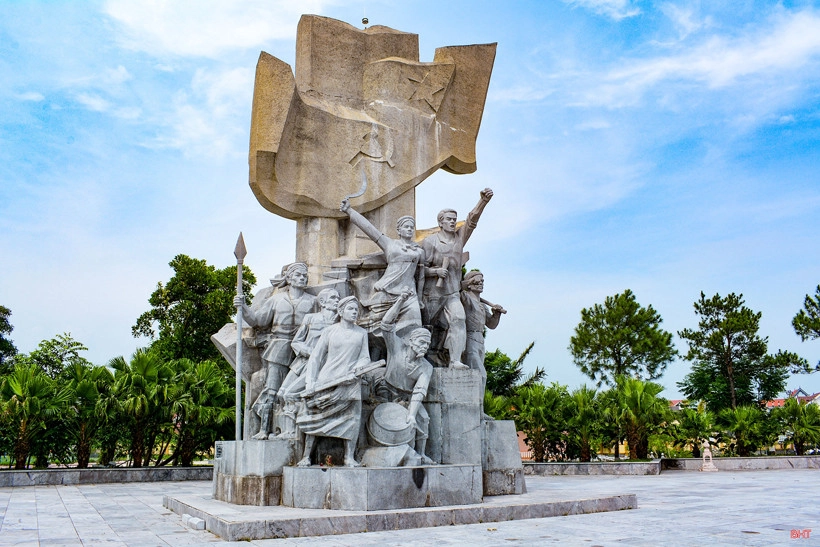 Hân hoan câu mừng chiến thắng với trời quê