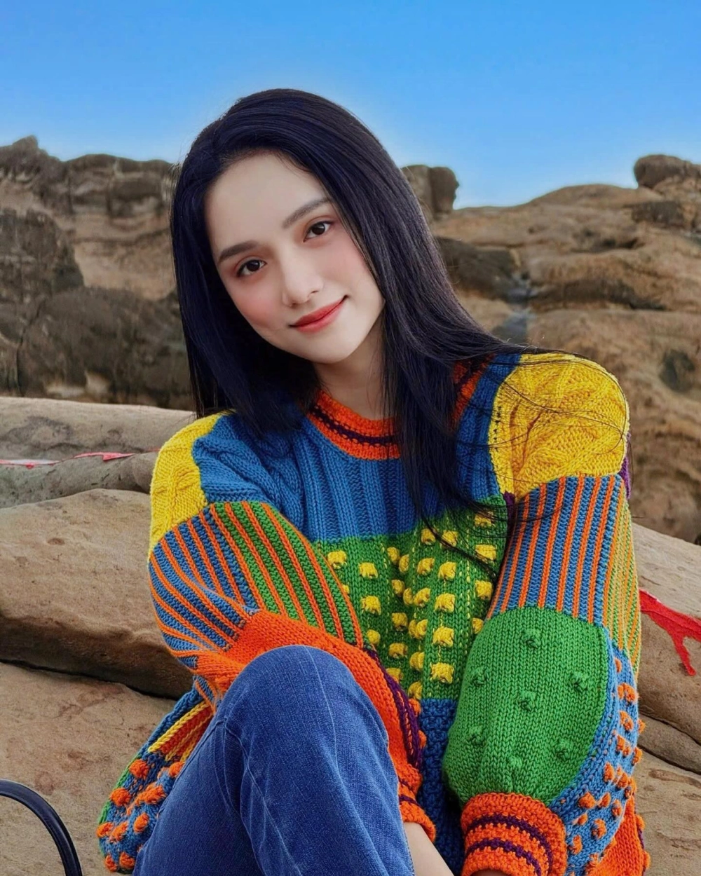 Hương Giang Đàm Vĩnh Hưng thân thiết, ủng hộ nhau trong sự nghiệp