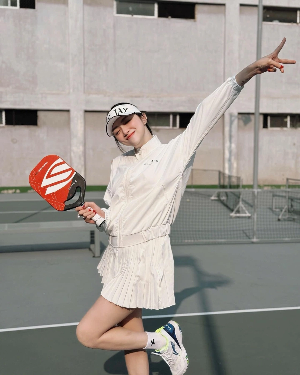 Hoa hậu Huơng Giang truyền cảm hứng với hành trình chuyển giới