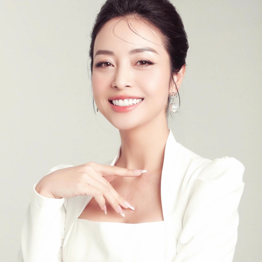 Ảnh K7 nữ làm nổi bật sự tinh nghịch và đáng yêu tuổi học trò