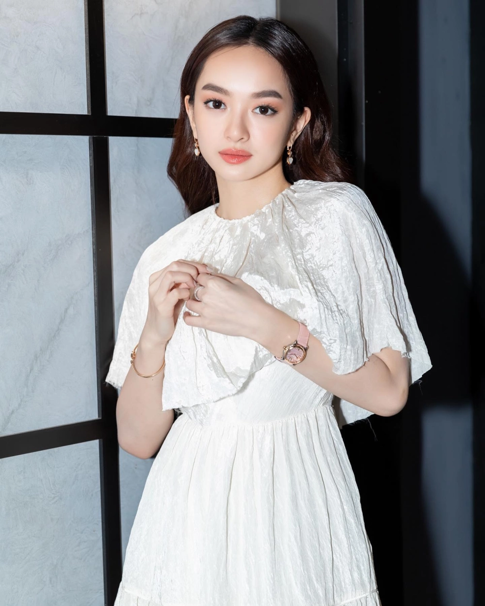 Gái đẹp Twitter khoe nhan sắc và phong cách thời trang độc đáo