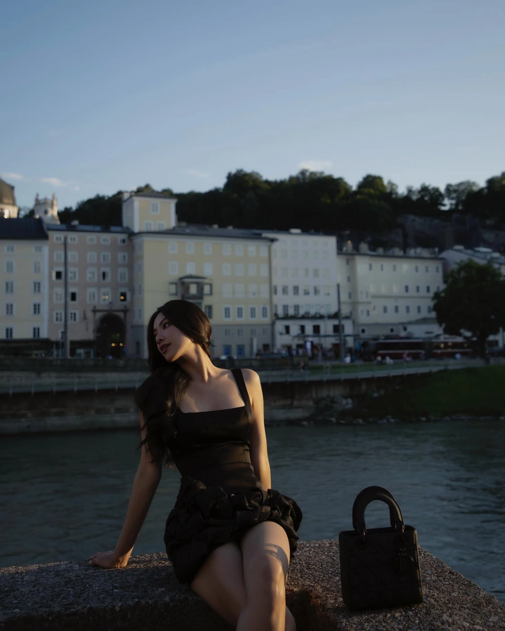 Vương miện của Á hậu Kim Duyên tiara tại Siêu Quốc Gia 2022 