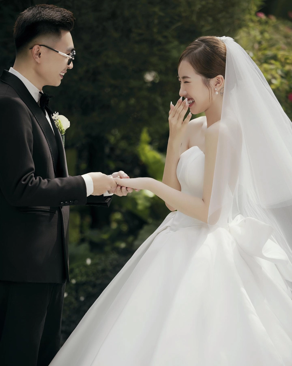 Lê Thị Khánh Huyền Duy Nhỏ kết hôn 2022 sau 1 năm hẹn hò 