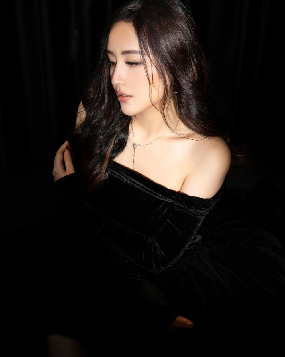 Ảnh nóng Mai Phương Thúy bộ ảnh bikini 2009 và tranh nude nghệ thuật 