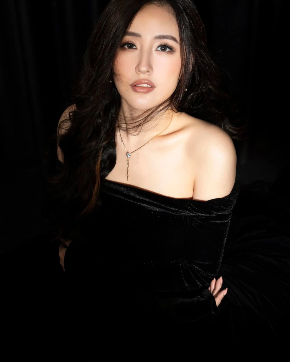 Hình ảnh Hoa Hậu Mai Phương Thúy bikini đen gợi cảm sau giảm cân 2024 