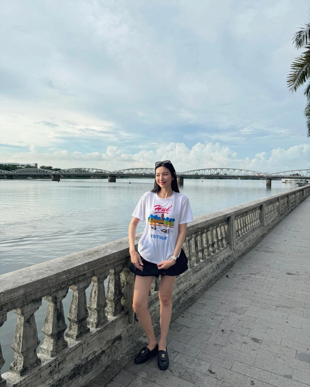 Nguyễn Thúc Thùy Tiên học cấp 3 ở đâu không có thông tin cụ thể 