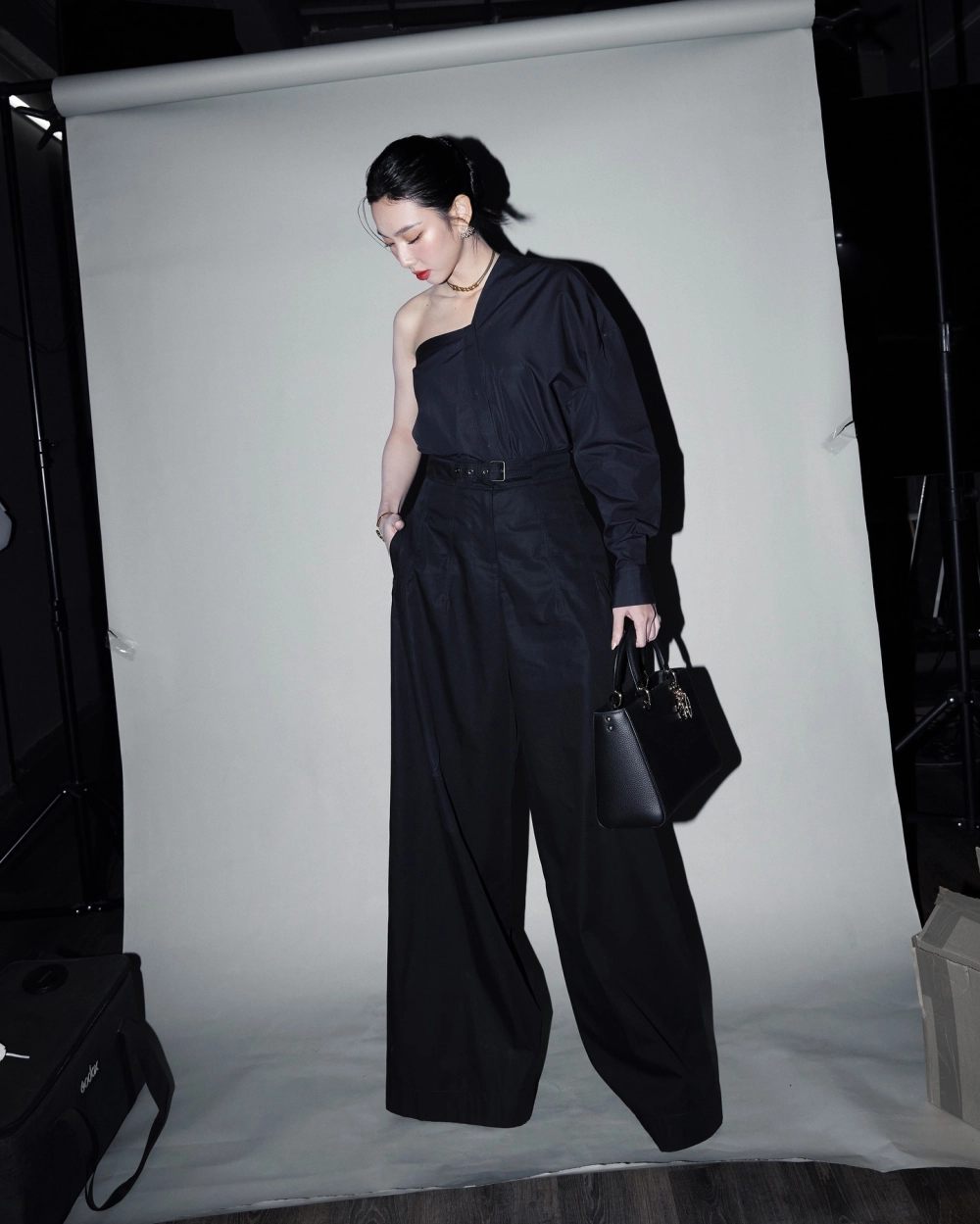 Hoa Hậu Hòa Bình Thế Giới Nguyễn Phúc Thủy Tiên không có thông tin 