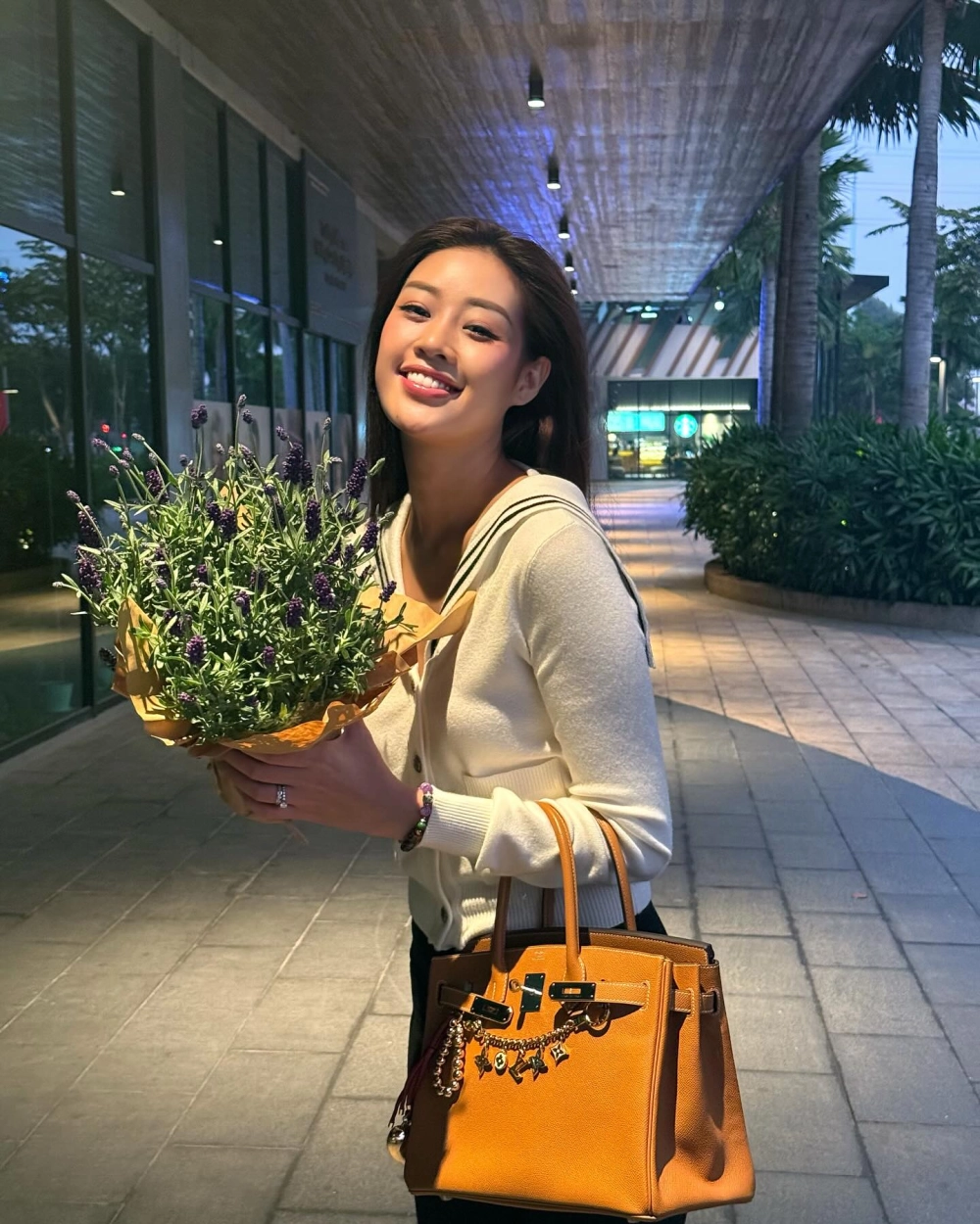 Hoa Hậu Khánh Vân Nguyễn Trần Khánh Vân đăng quang Hoàn Vũ 2019 