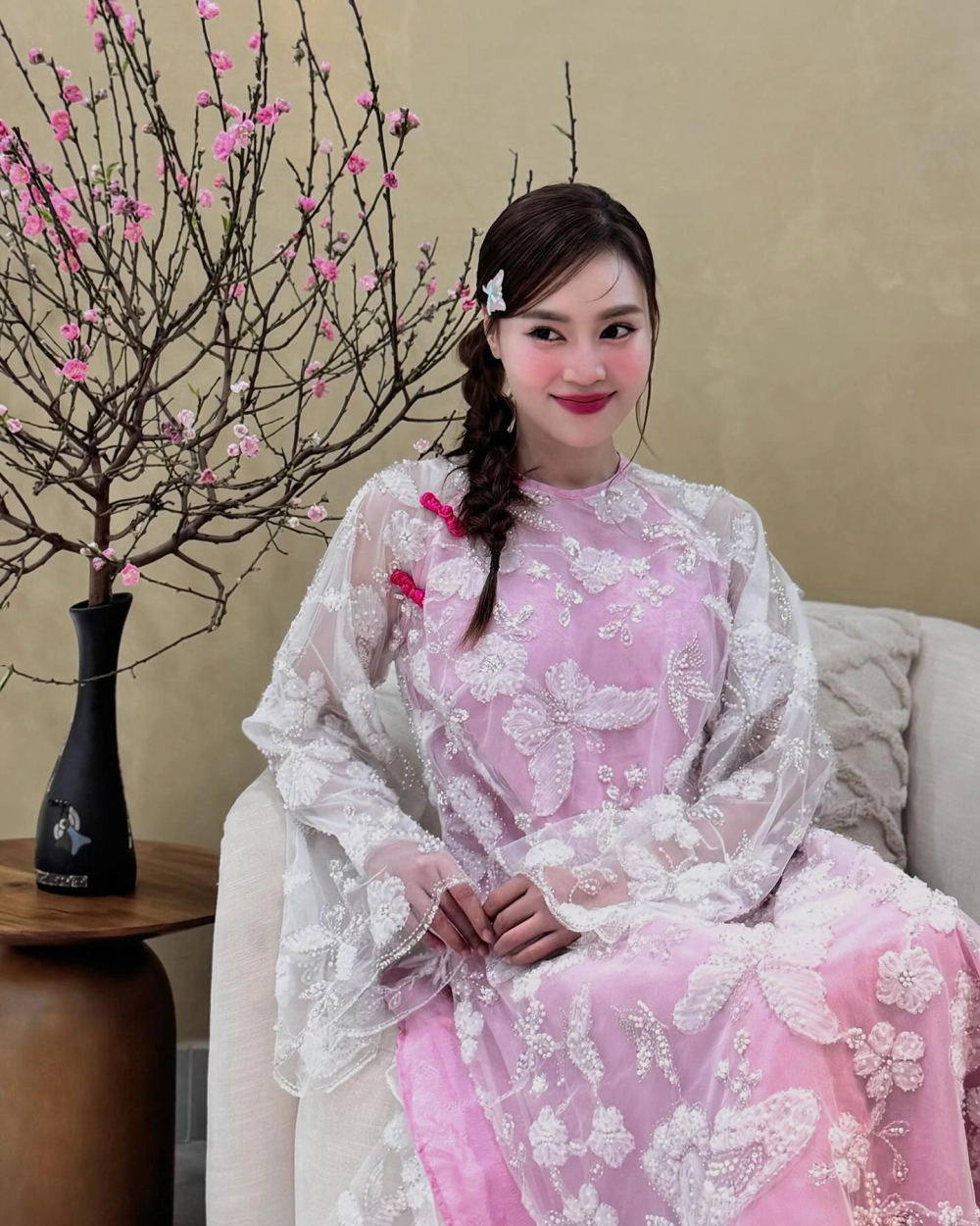 Bella Ranee Lan Ngọc hai ngọc nữ tài sắc châu Á