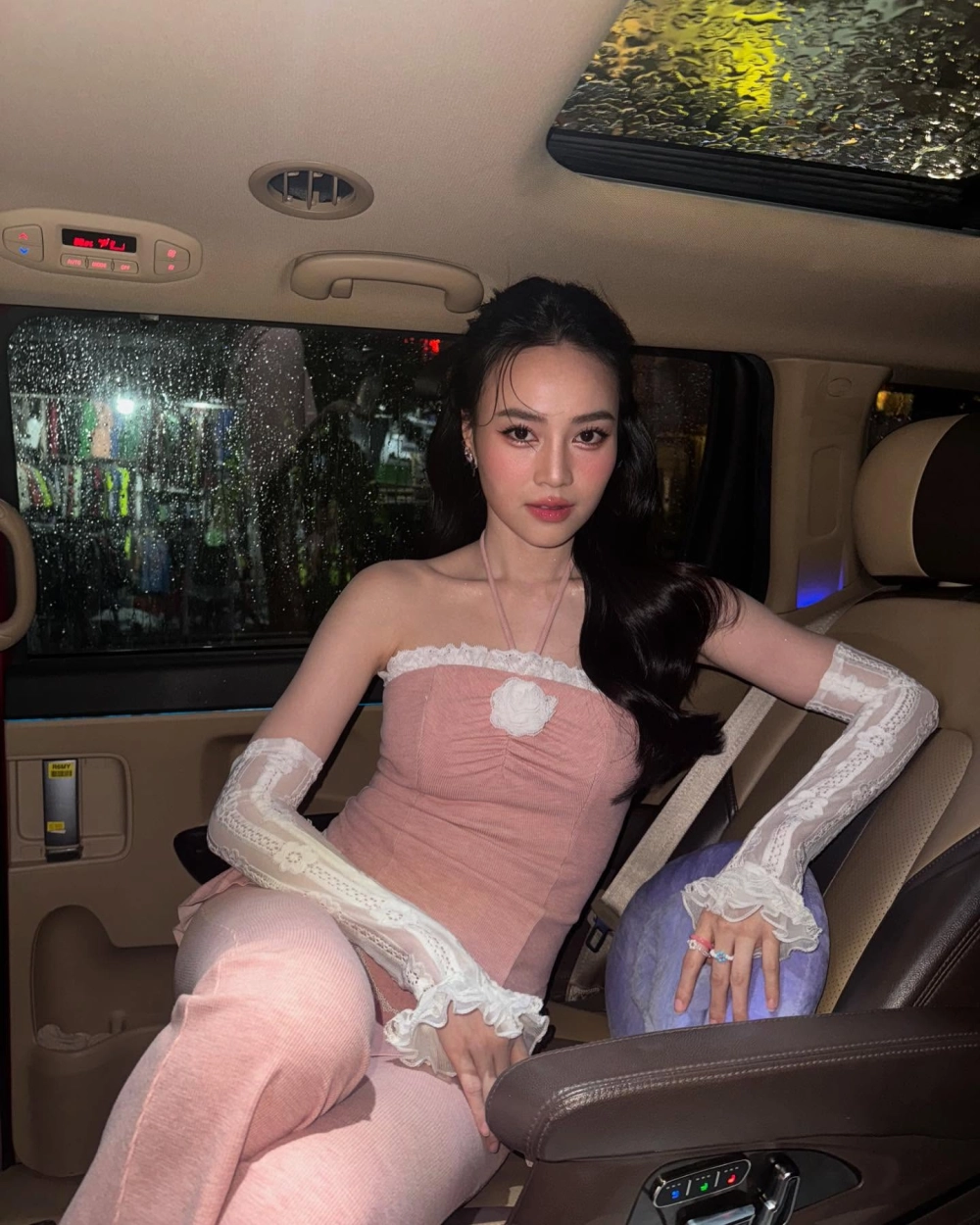 2022 Lan Ngọc lăn xả Running Man Chạy Đi Chờ Chi