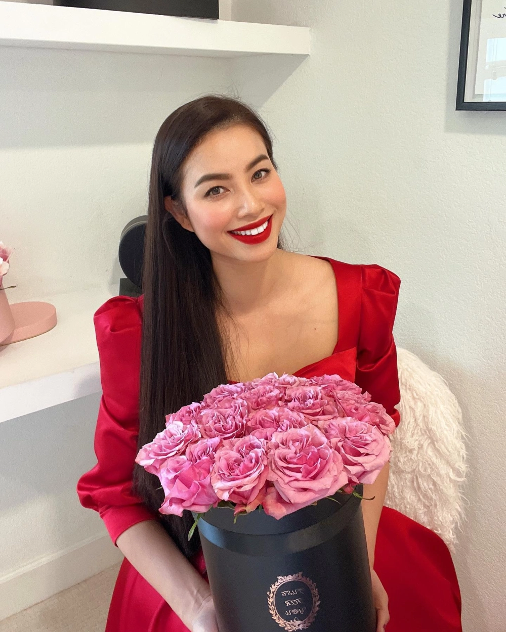 Hành trình của Phạm Hương 2015 tại đấu trường sắc đẹp