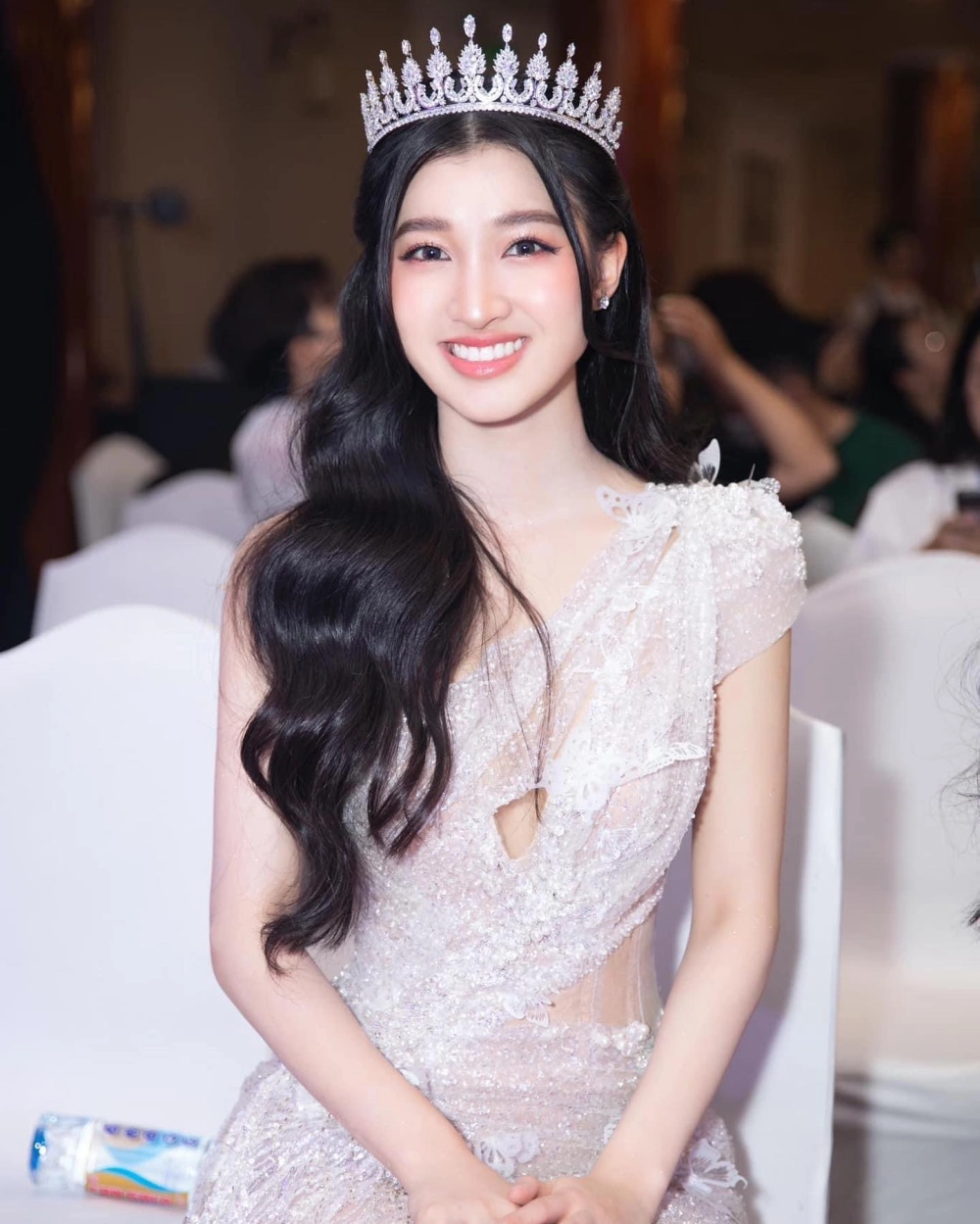 Á hậu Phương Nhi Miss International Top 15 năm 2023