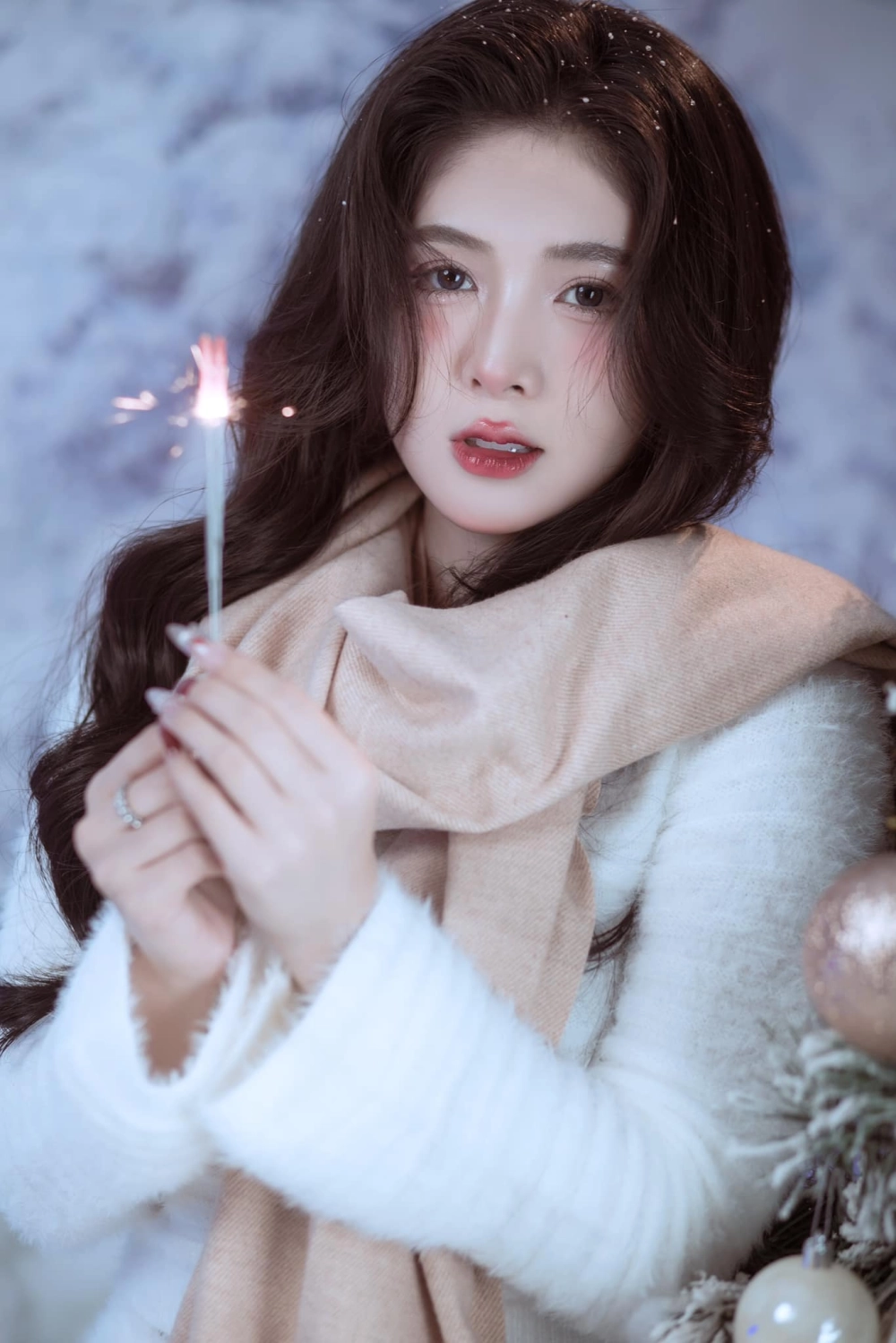 Quỳnh Alee Fish hẹn hò tuyển thủ Saigon Phantom Lương Hoàng Phúc 