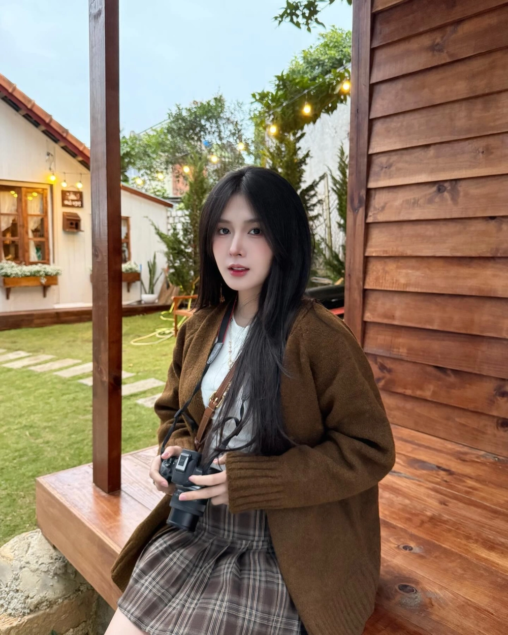 Phốt Quỳnh Alee lộ clip 3 phút đi bar đều không thật 