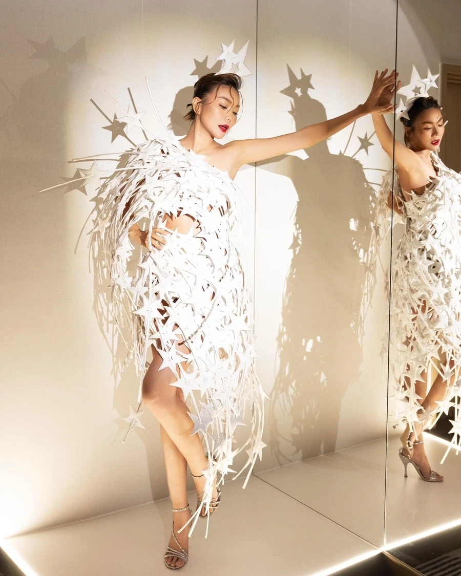 Thanh Hằng bao nhiêu tuổi 42 tính đến 2025 sinh 1983 