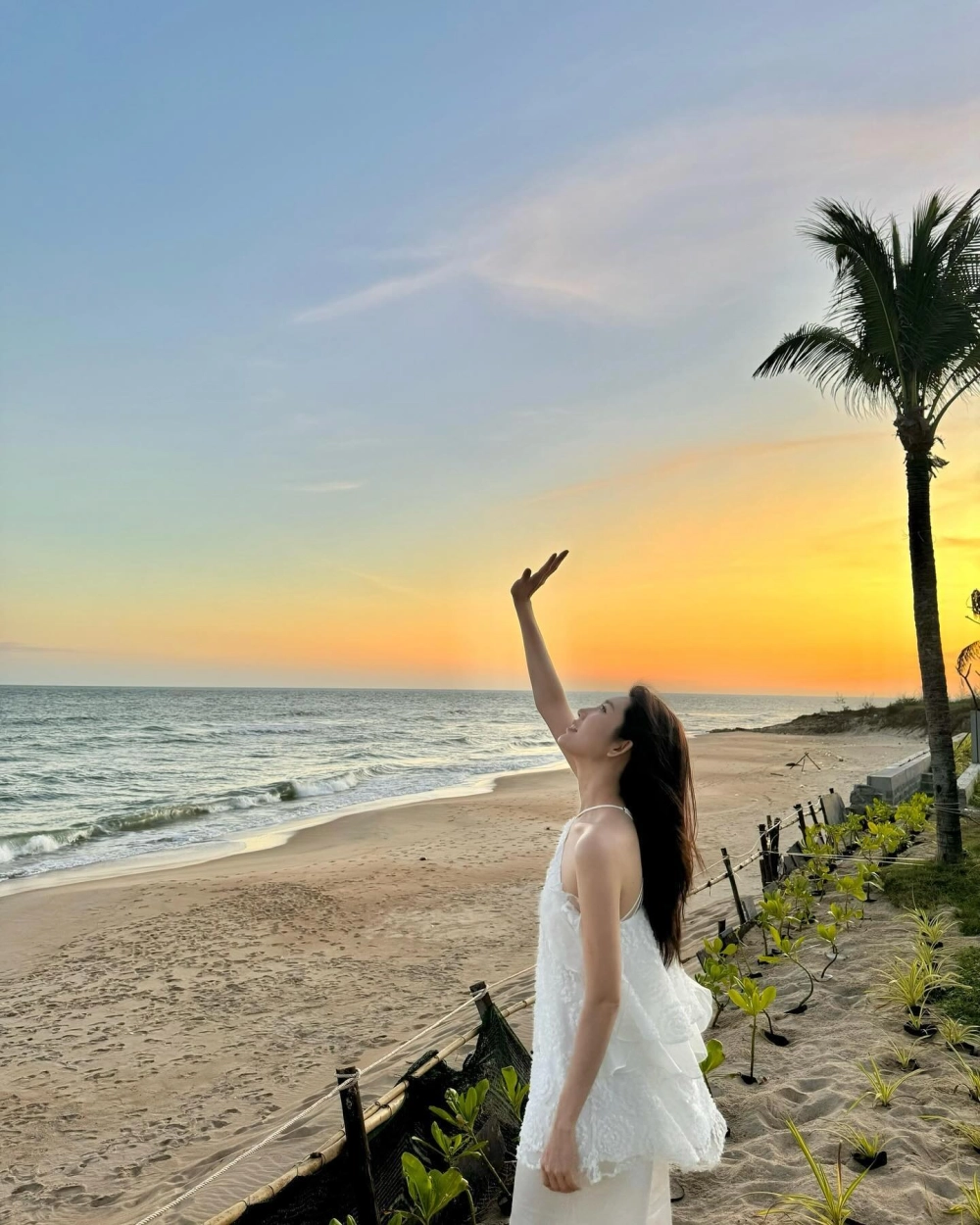 Thuý Ngân Trường Giang cặp đôi tung hứng ăn ý trên sân khấu