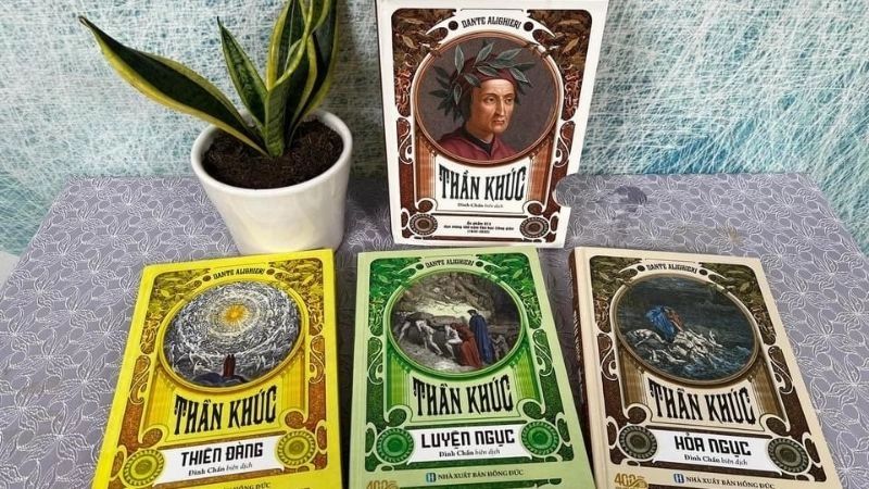 Tóm tắt trường ca Thần khúc hành trình linh hồn dữ dội