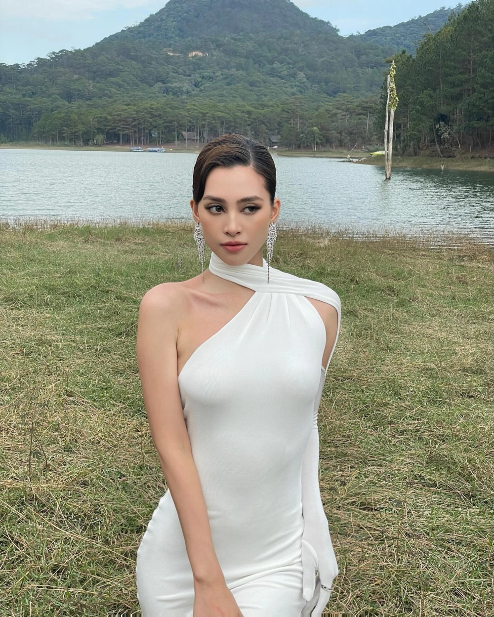 Quỳnh Trần Tiểu Vy vai Quỳnh Anh phim Mai nhõng nhẽo yêu hết mình 